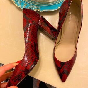 Like new marc fisher leather snake heels